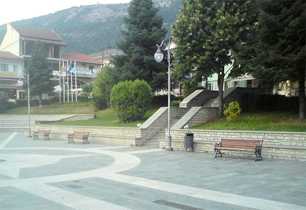 PLATEIA KONITSAS